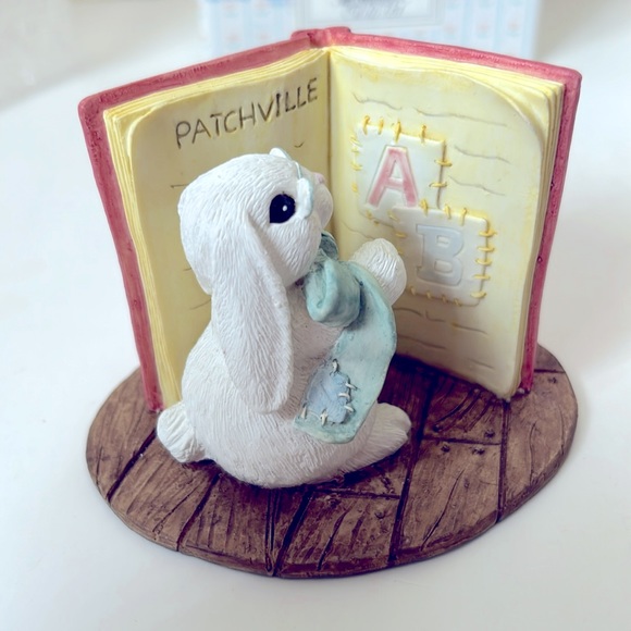 Patchville Bunnies Benjamin Bunny Book Reading 1993 Collection - Picture 1 of 3